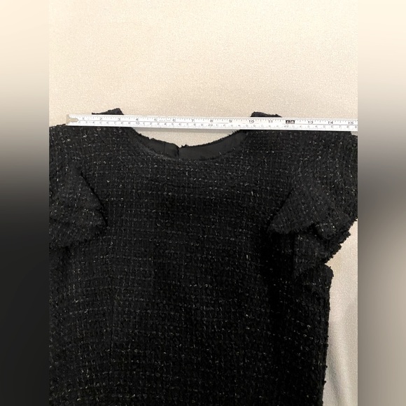 Authentic Chanel tweeds top - Picture 8 of 10